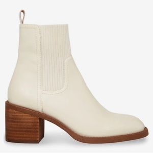 Steve Madden Admire Bone leather bootie